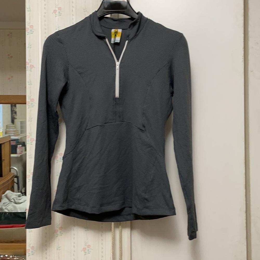 Long sleeve activewear top - new!
